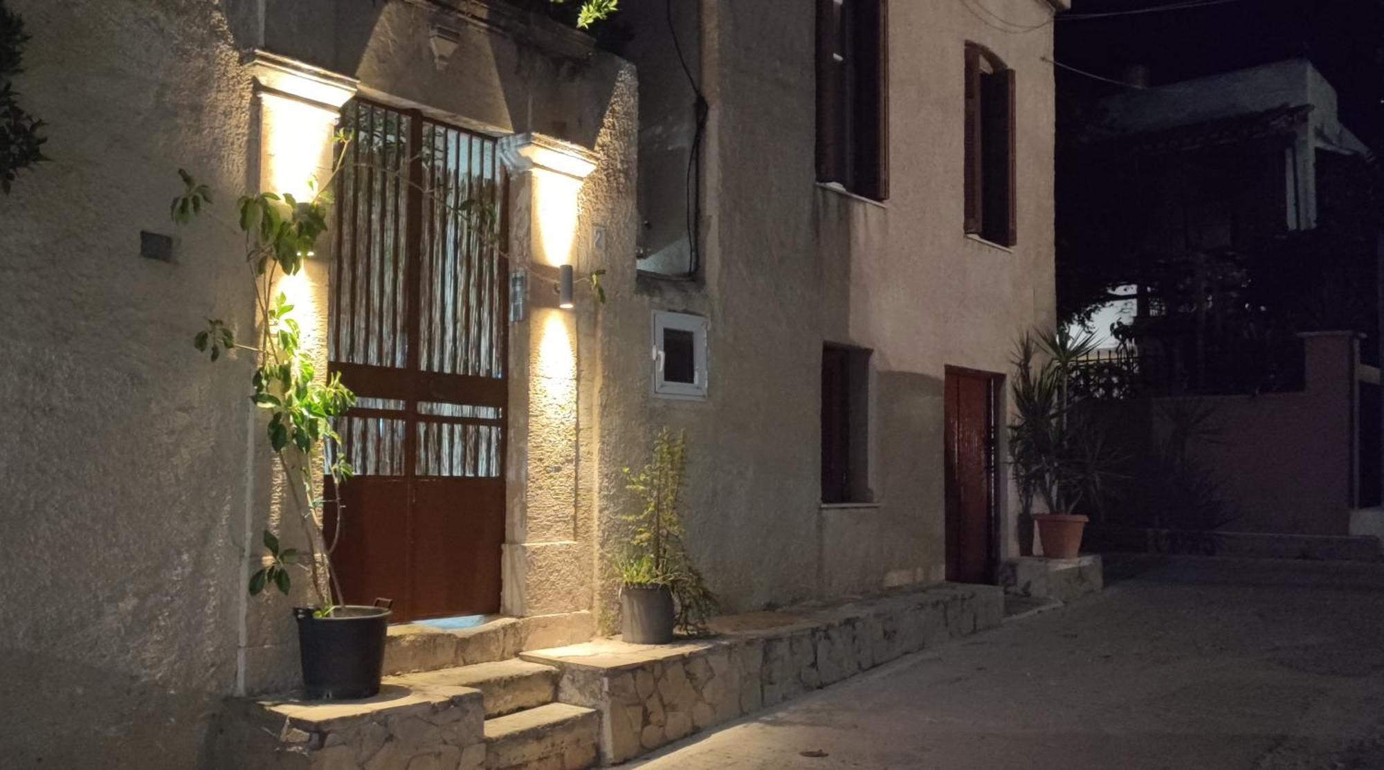 Aegina Town Traditional Lemon House Exterior photo